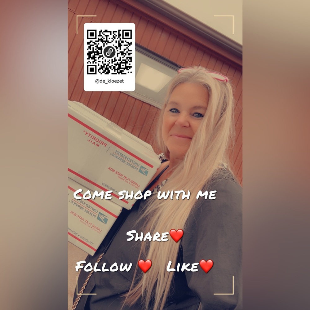 POP UP ❤️🔥Going LIVE! LIKE ❤️FOLLOW ❤️Get notified when I’m LIVE! - Picture 16 of 17